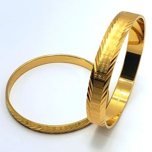 Vintage Monet Wide Gold Tone Bangle Bracelet